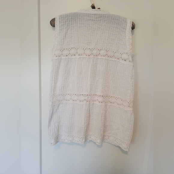 Vintage Crochet Detail Vest - Picture 4 of 8